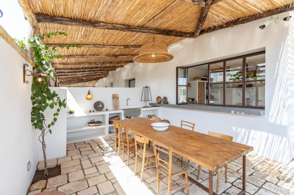 Trullo Santovia Bed & Breakfast Sant Isidoro  Dış mekan fotoğraf